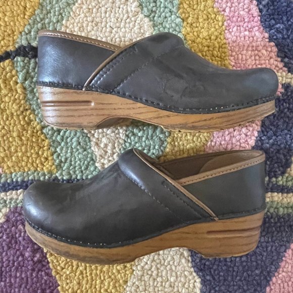 Dansko Clogs - Picture 3 of 5